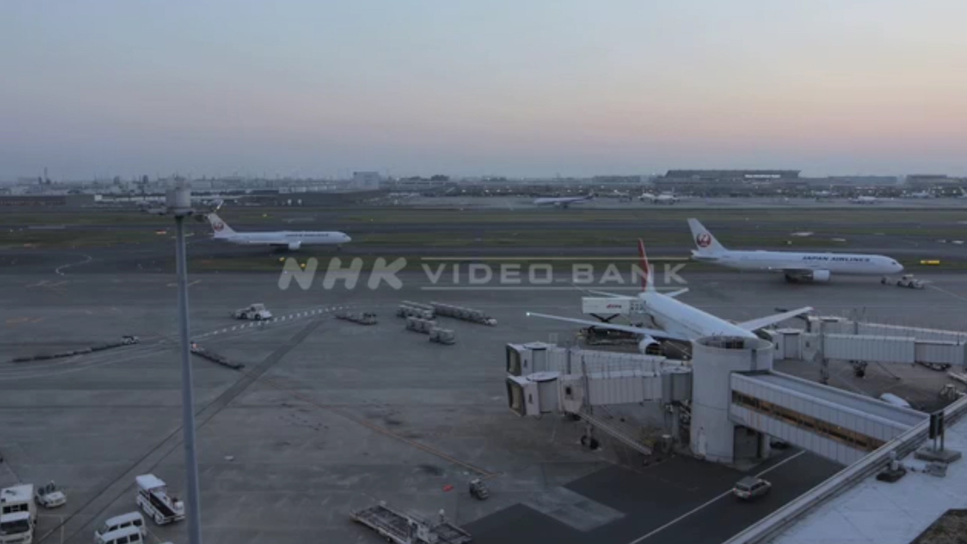 Time lapse: Tokyo International Airport