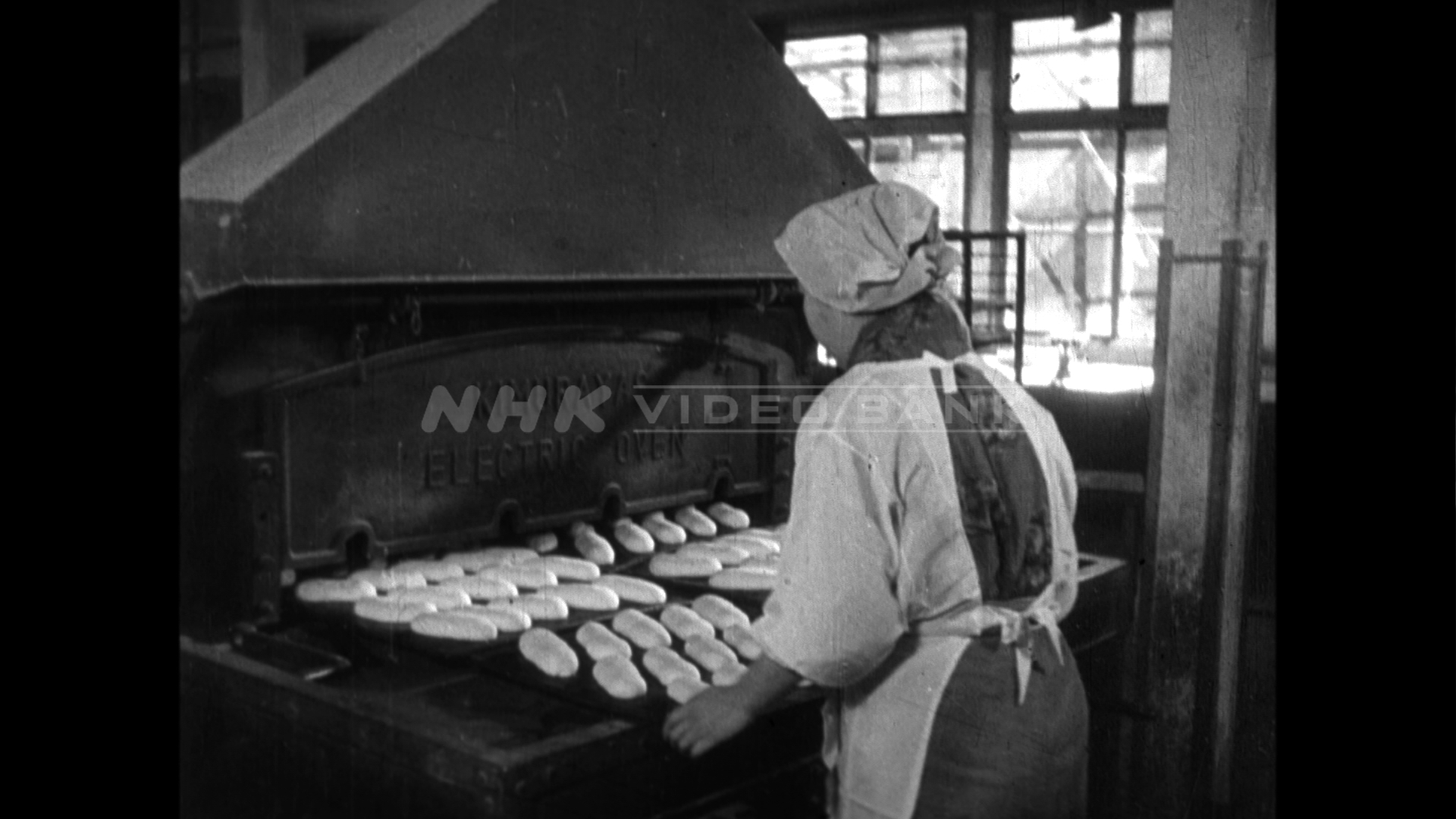 Rationing of white bread made from imported flour (1946)